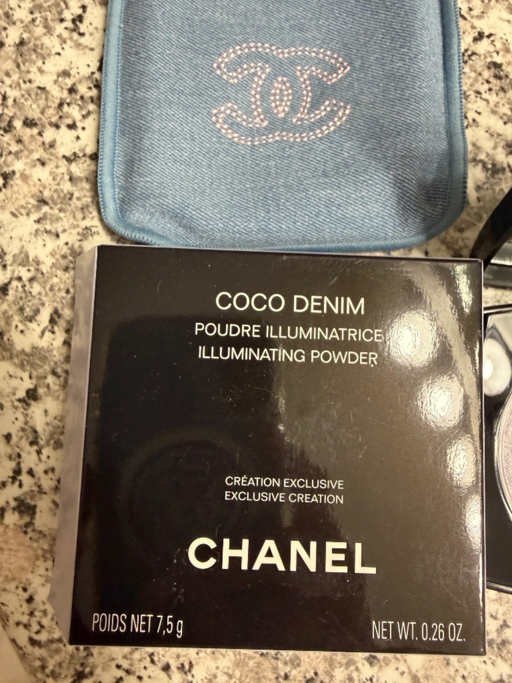 Chanel Coco Denim Illuminating Powder NIB - Picture 2 of 7